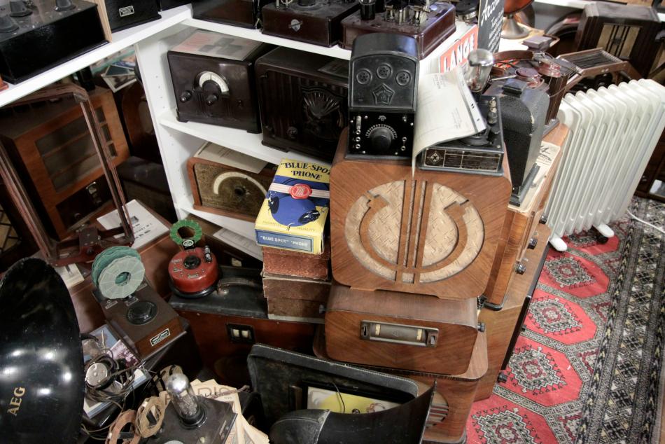 Sammlung alter Radios von Jörg Chowanetz